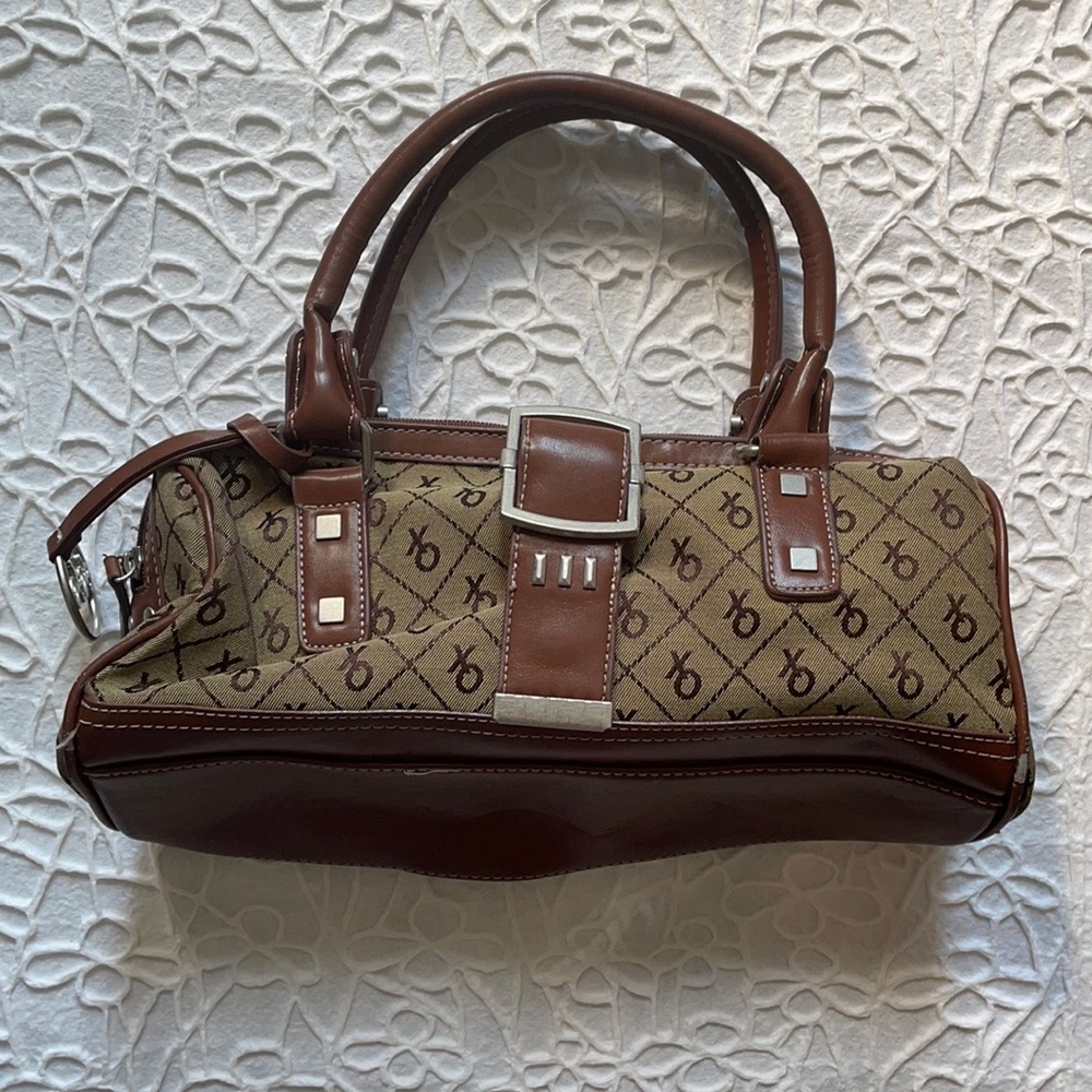 VINTAGE XOXO LOGO HANDBAG